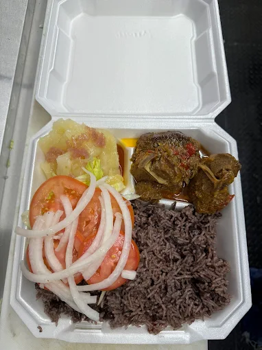Platillo de Lechones Papo: Austin’s Go-To Cuban Roast Pork Food Truck