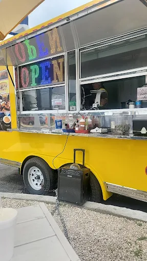 Platillo de Lechones Papo: Austin’s Go-To Cuban Roast Pork Food Truck