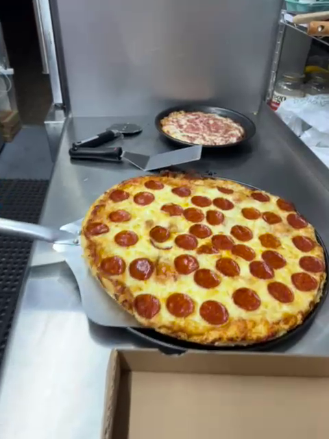 Platillo de Di Tu Cuban Pizzeria: Austin’s Domino & Pizza Hotspot