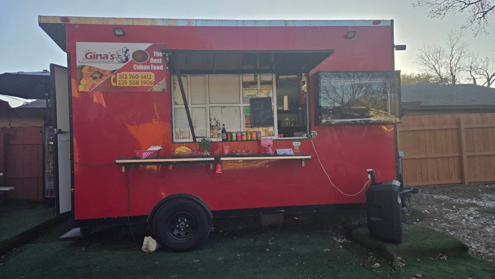 Platillo de Gina’s Cuban Food Delicious